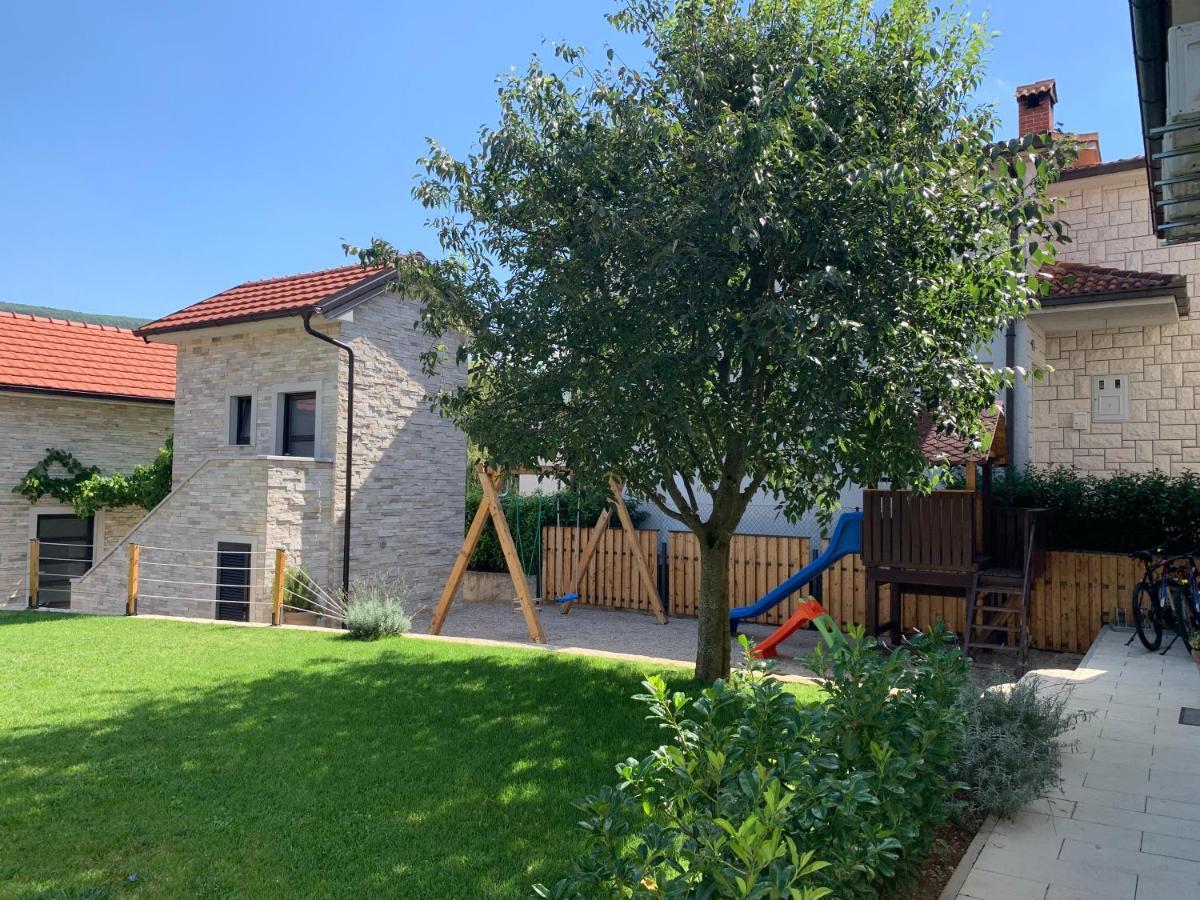 Vila Kameni Dvori Donji Proložac Exteriér fotografie