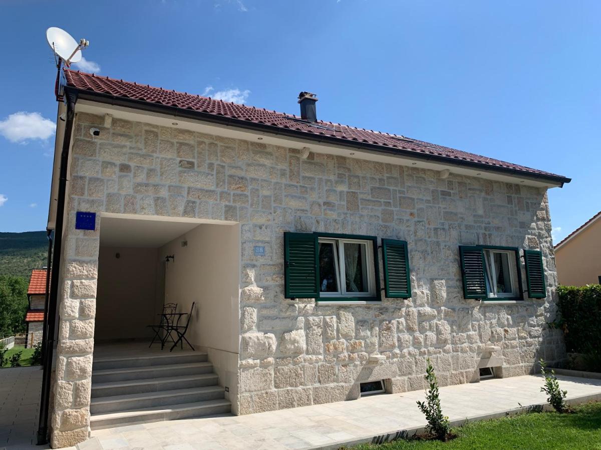 Vila Kameni Dvori Donji Proložac Exteriér fotografie