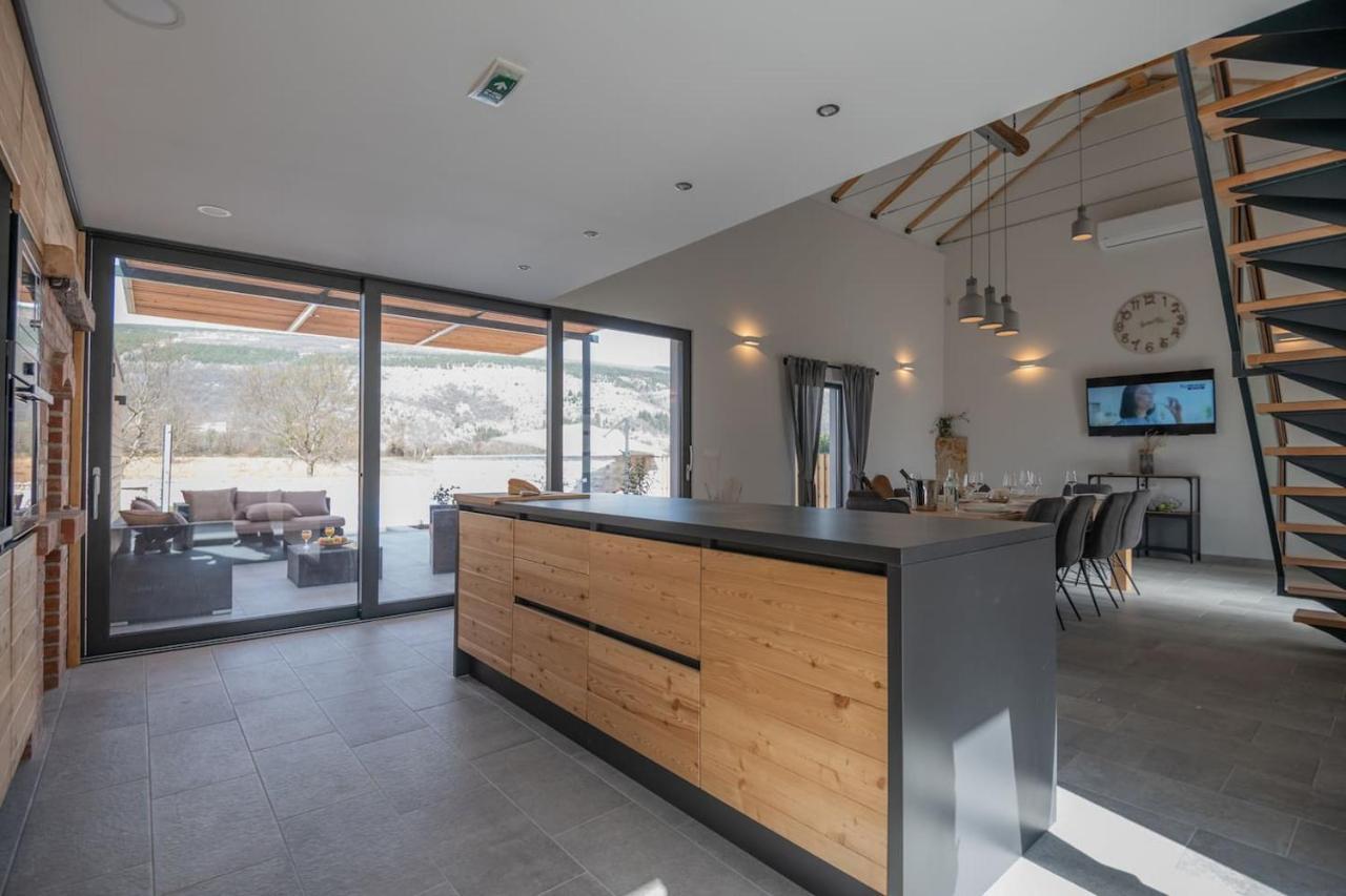 Vila Kameni Dvori Donji Proložac Exteriér fotografie
